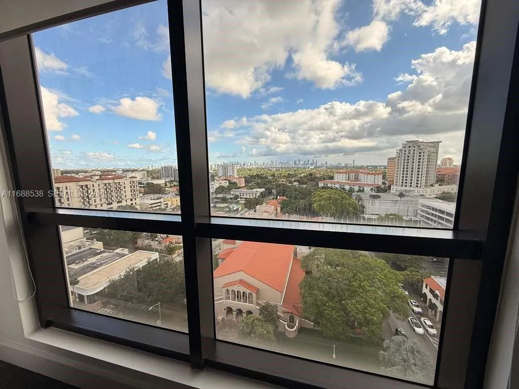 2020 Ponce De Leon Blvd, Coral Gables FL 33134