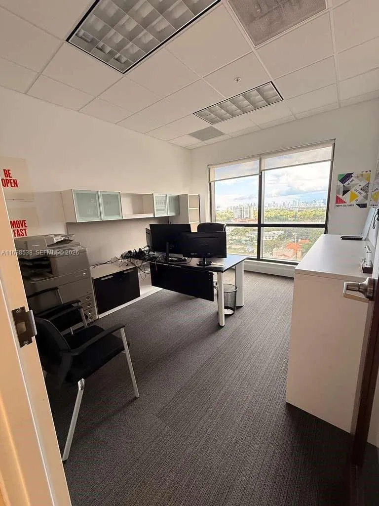 2020 Ponce De Leon Blvd, Coral Gables FL 33134