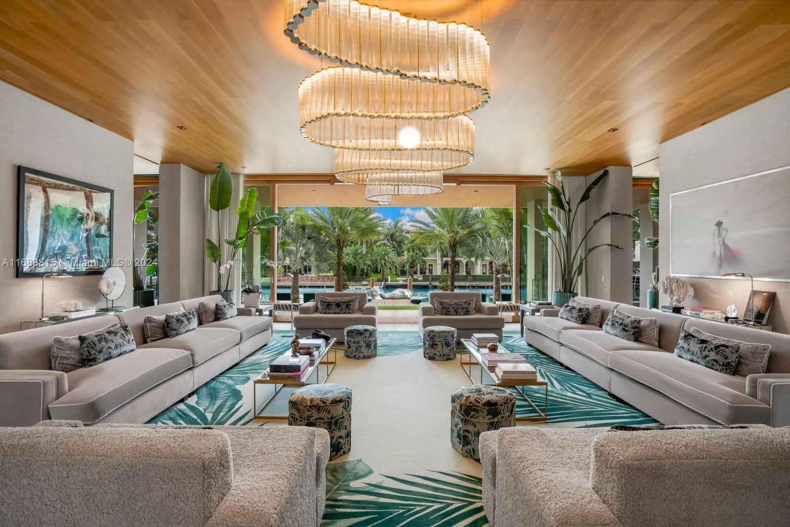 1510 W 25th St, Miami Beach FL 33140