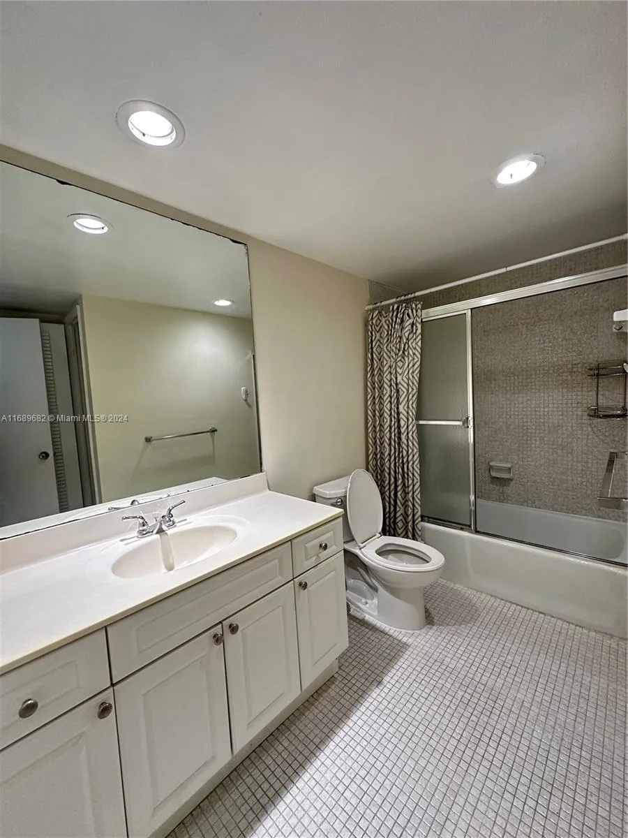 19380 Collins Ave # 6, Sunny Isles Beach FL 33160