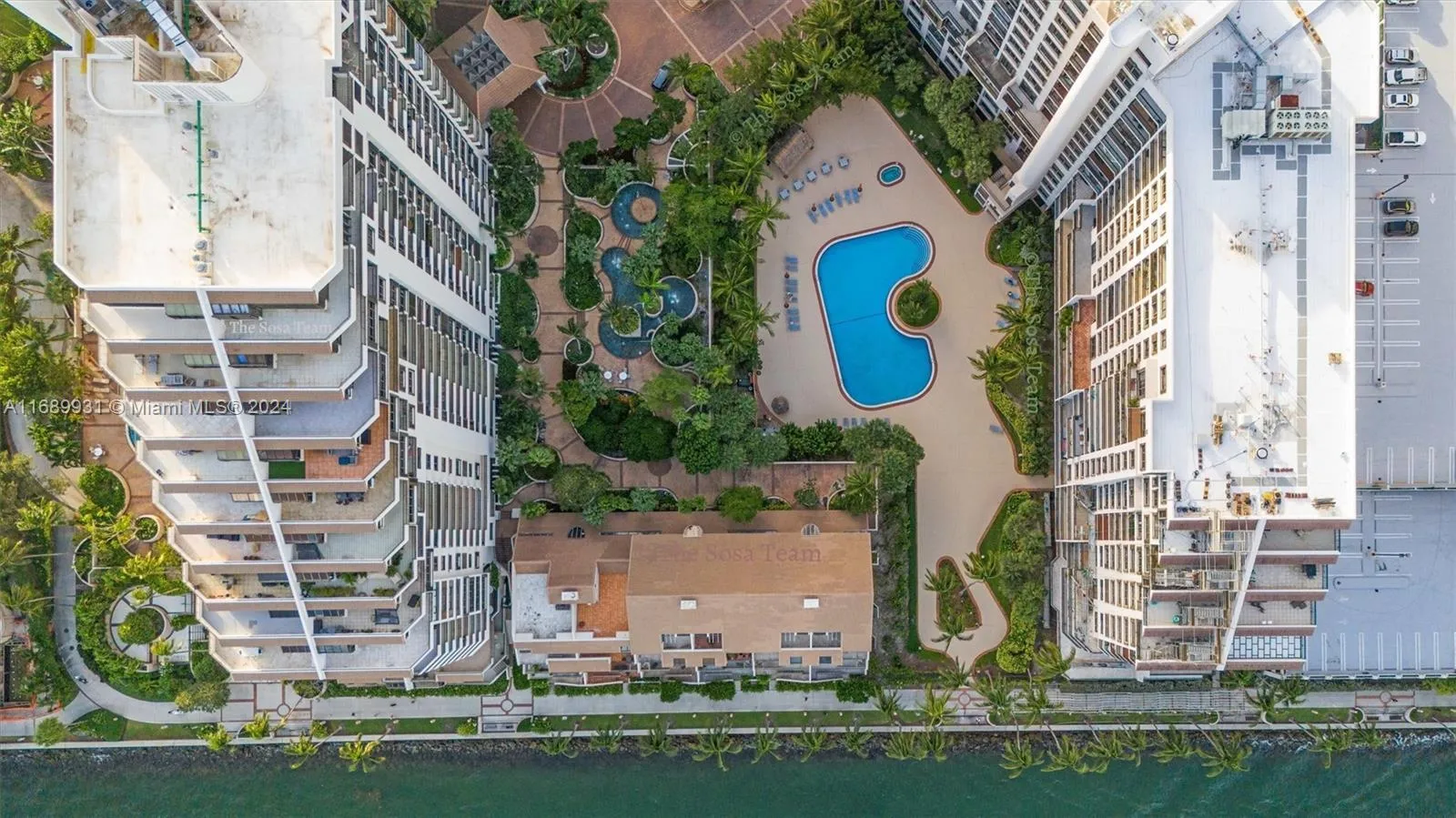 540 Brickell Key Dr # 215, Miami FL 33131