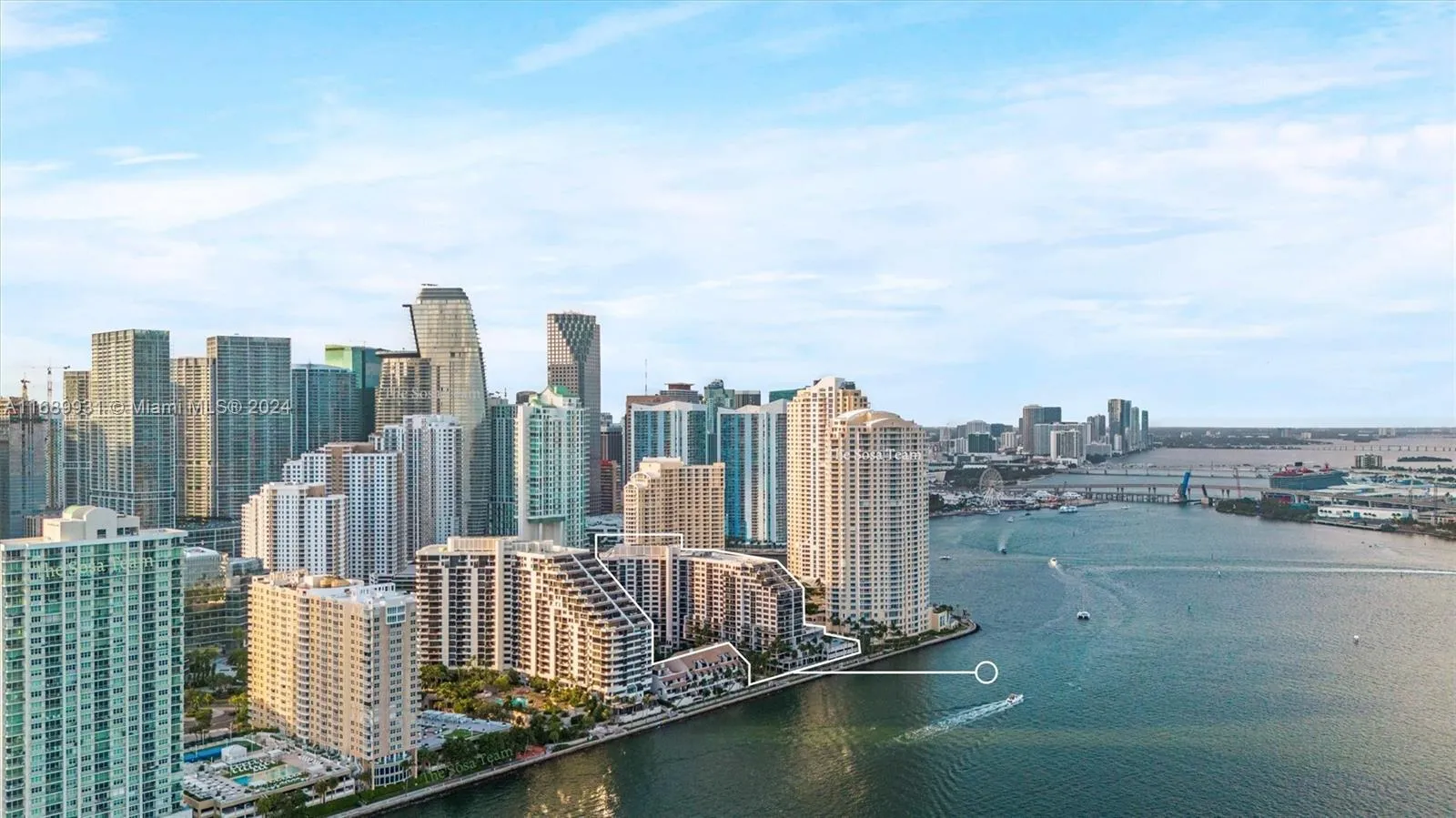 540 Brickell Key Dr # 215, Miami FL 33131