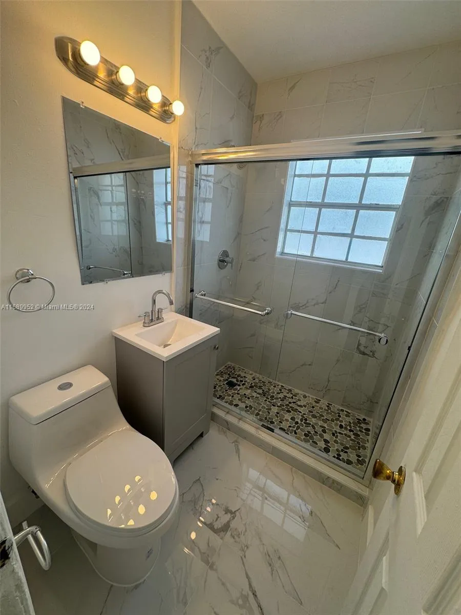735 83rd St, Miami Beach FL 33141