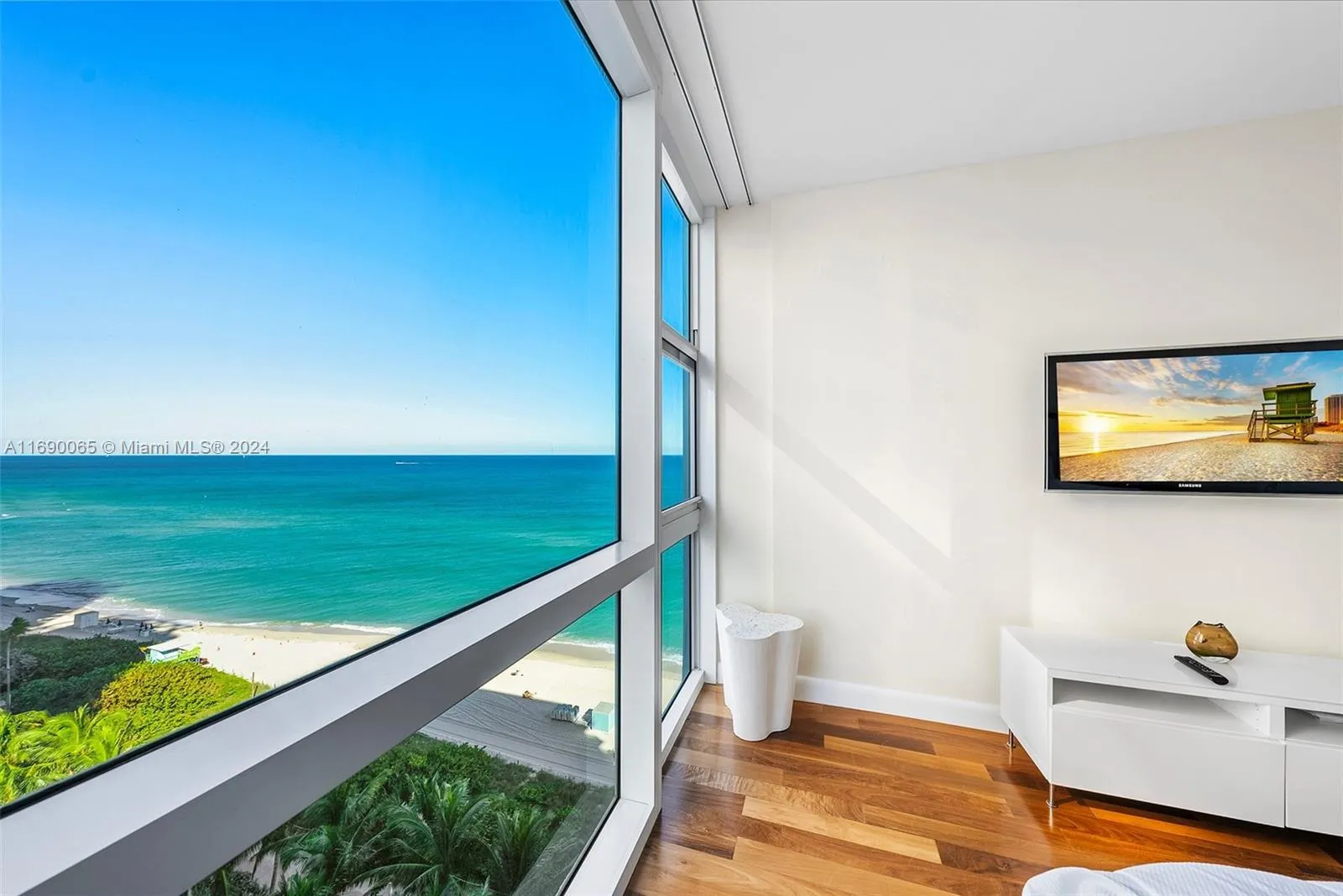 6801 Collins Ave # 1215, Miami Beach FL 33141