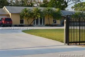 4 bedroom 3 bath for sale at 247 NE 19th St, Homestead FL 33030