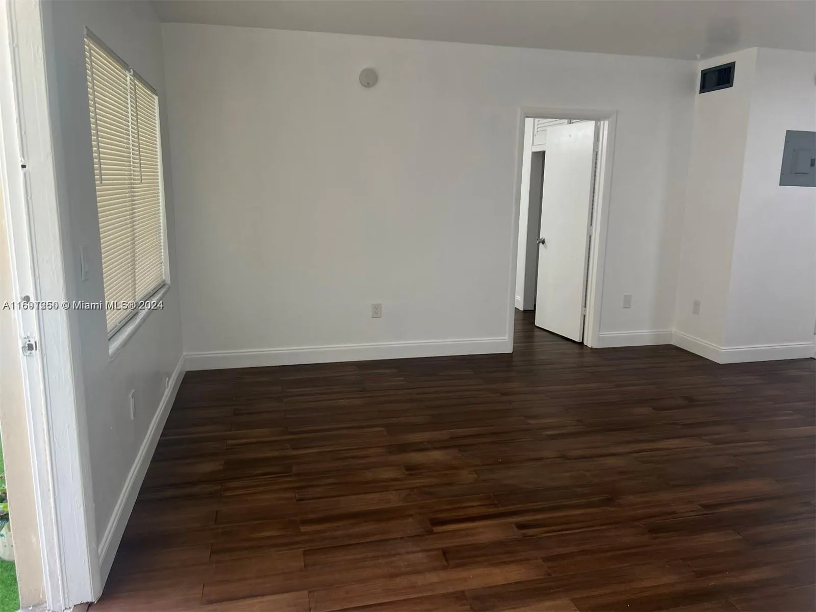 2072 NE 169th St # 5, North Miami Beach FL 33162