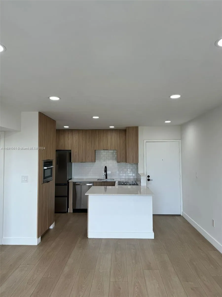 3551 SW 9th Ter # 309, Miami FL 33135