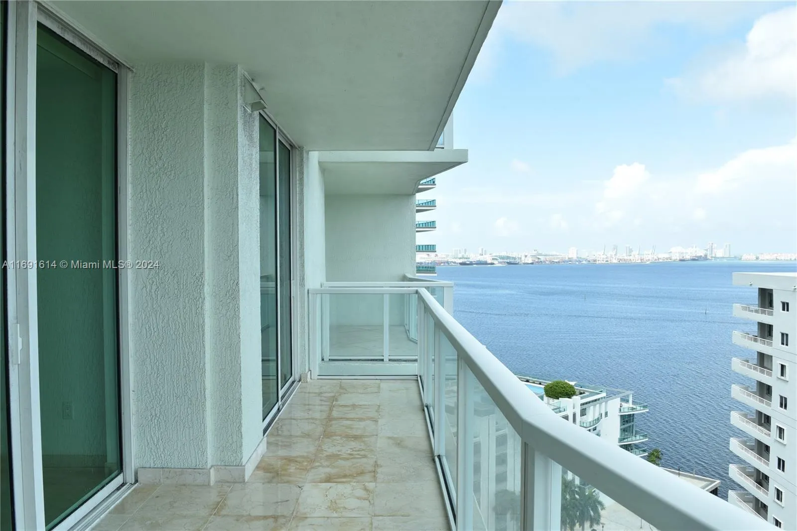 2 bedroom 2 bath for sale at 218 SE 14th St # 1703, Miami FL 33131