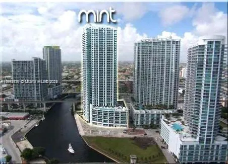 2 bedroom 2 bath for sale at 92 SW 3rd St # 1802, Miami FL 33130