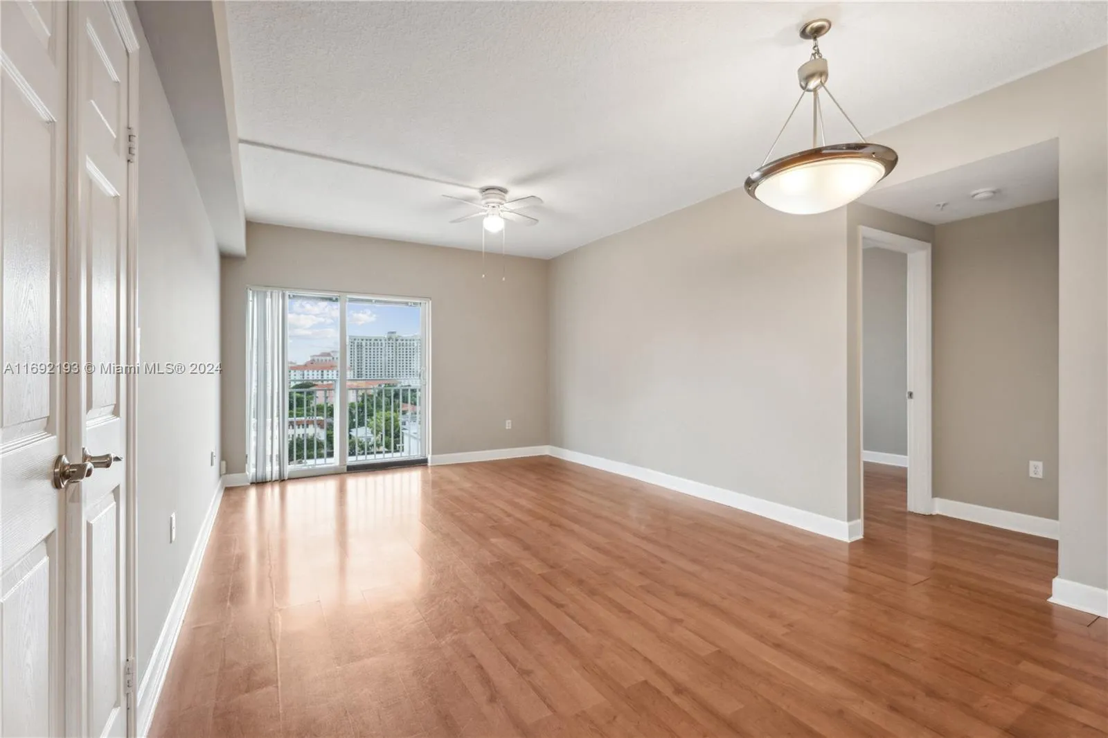 50 Menores Ave # 827, Coral Gables FL 33134