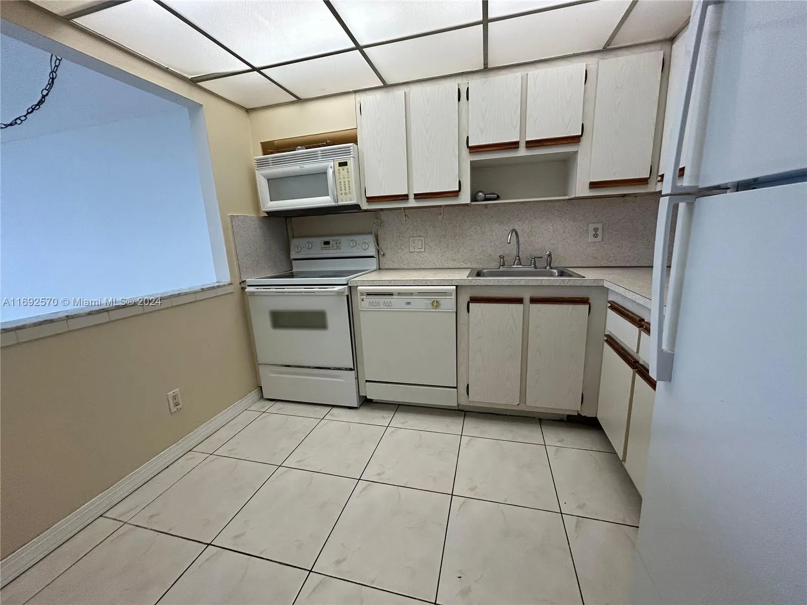 13499 Biscayne Blvd # 804, North Miami FL 33181