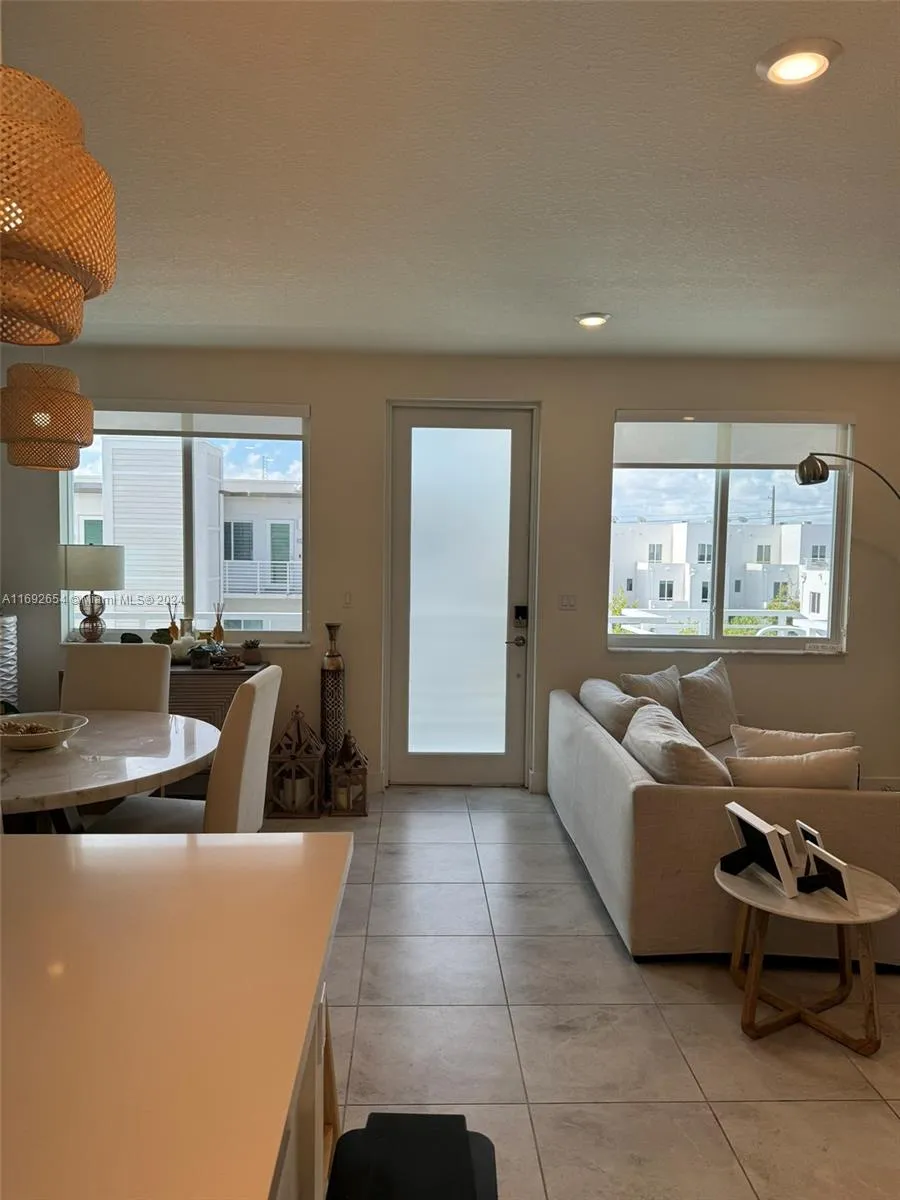 10295 NW 64th Ter # 301, Doral FL 33178