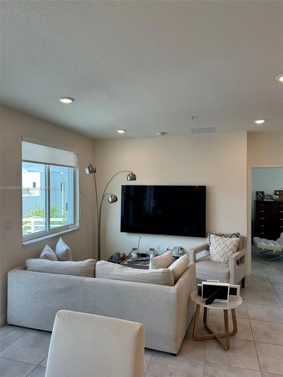10295 NW 64th Ter # 301, Doral FL 33178