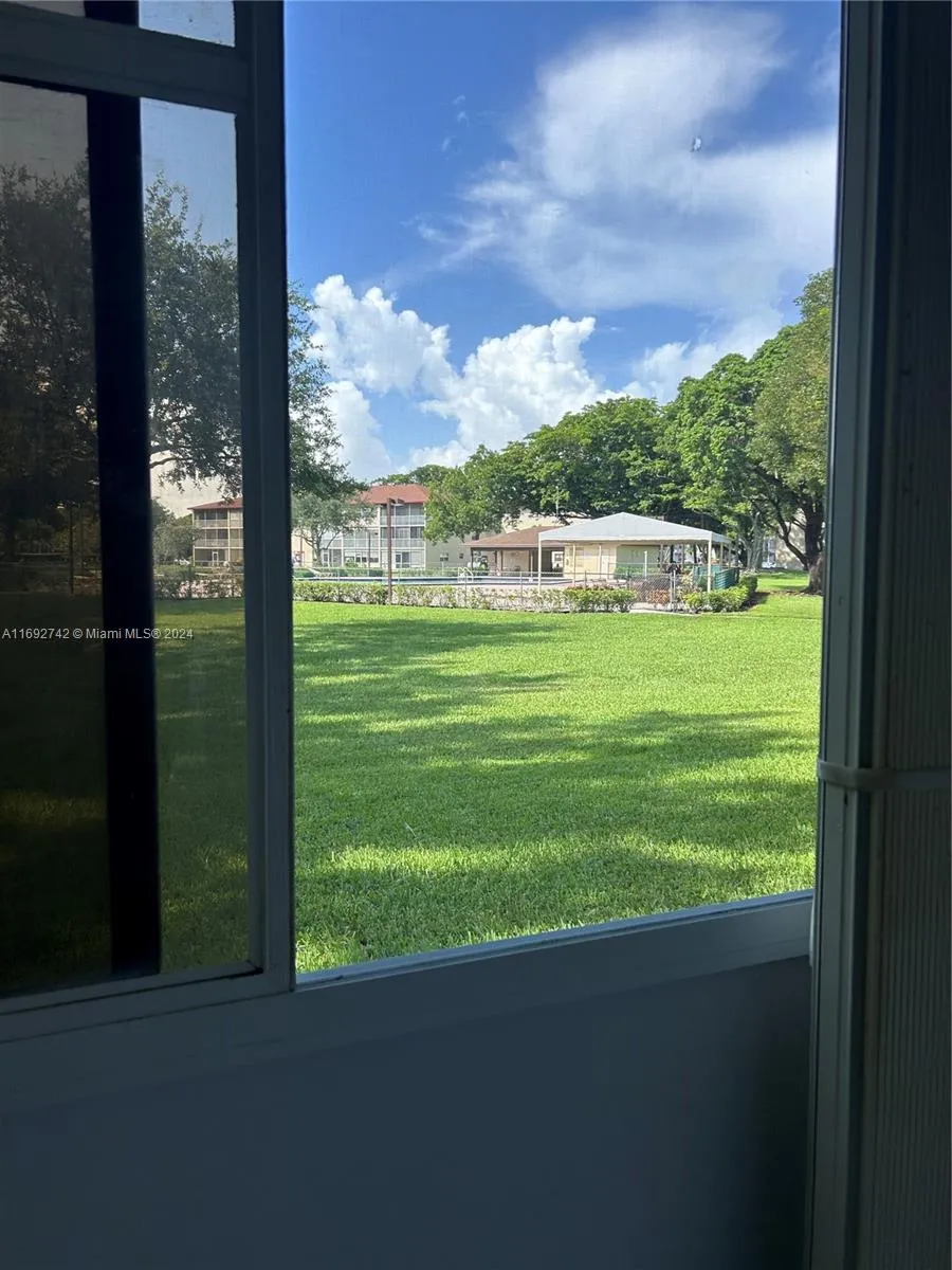 13300 SW 1st St # 105O, Pembroke Pines FL 33027
