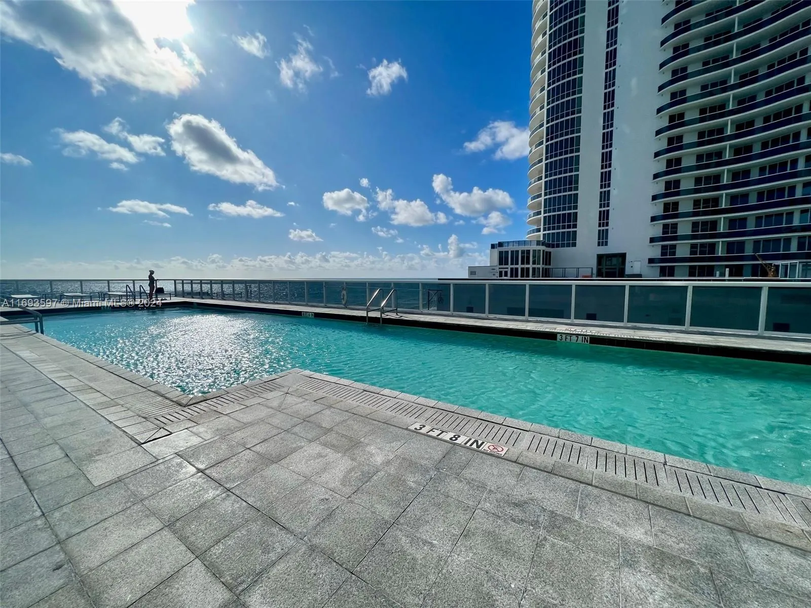 16001 Collins Ave # 1605, Sunny Isles Beach FL 33160