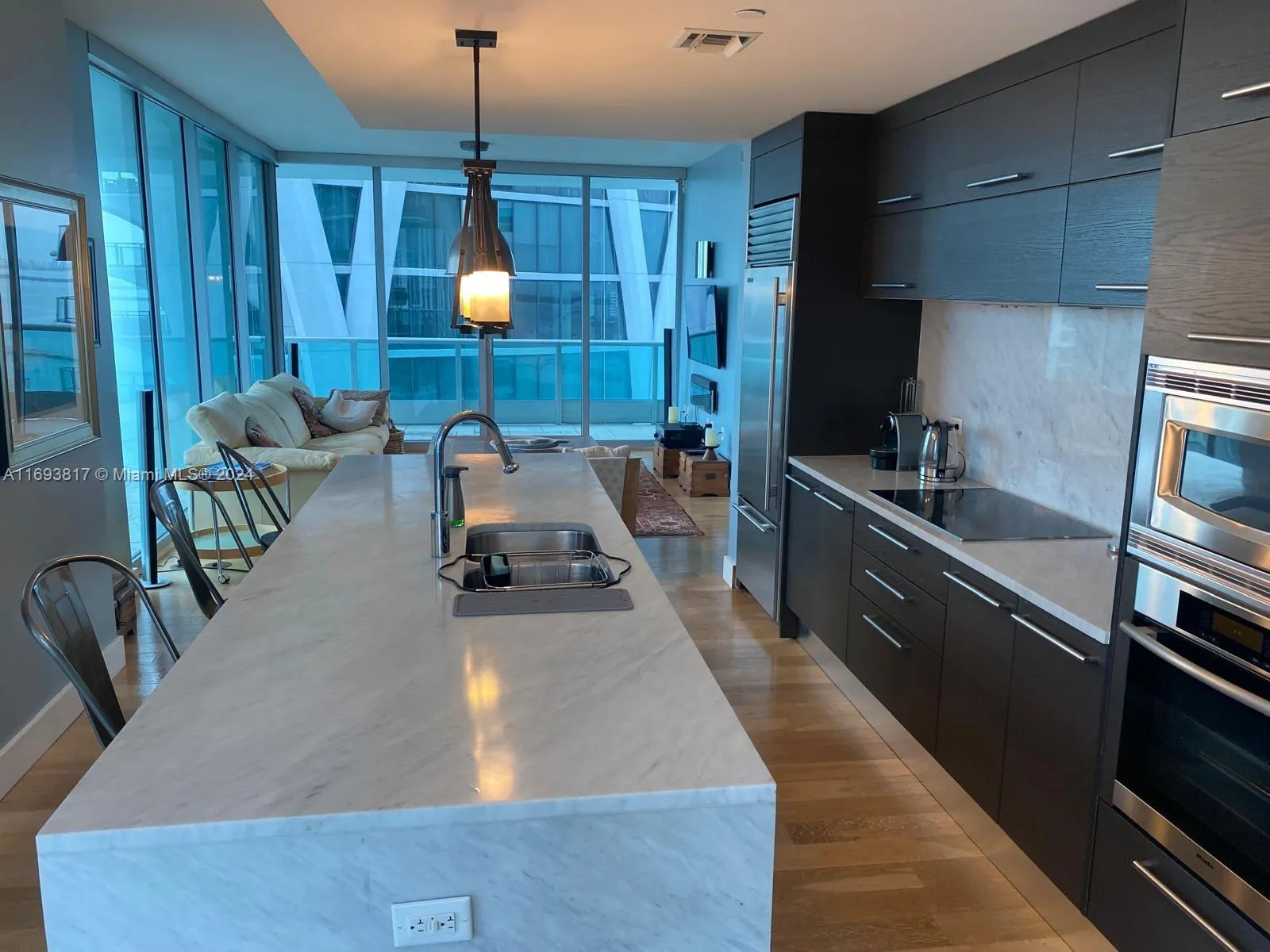 900 Biscayne Blvd # 2812, Miami FL 33132