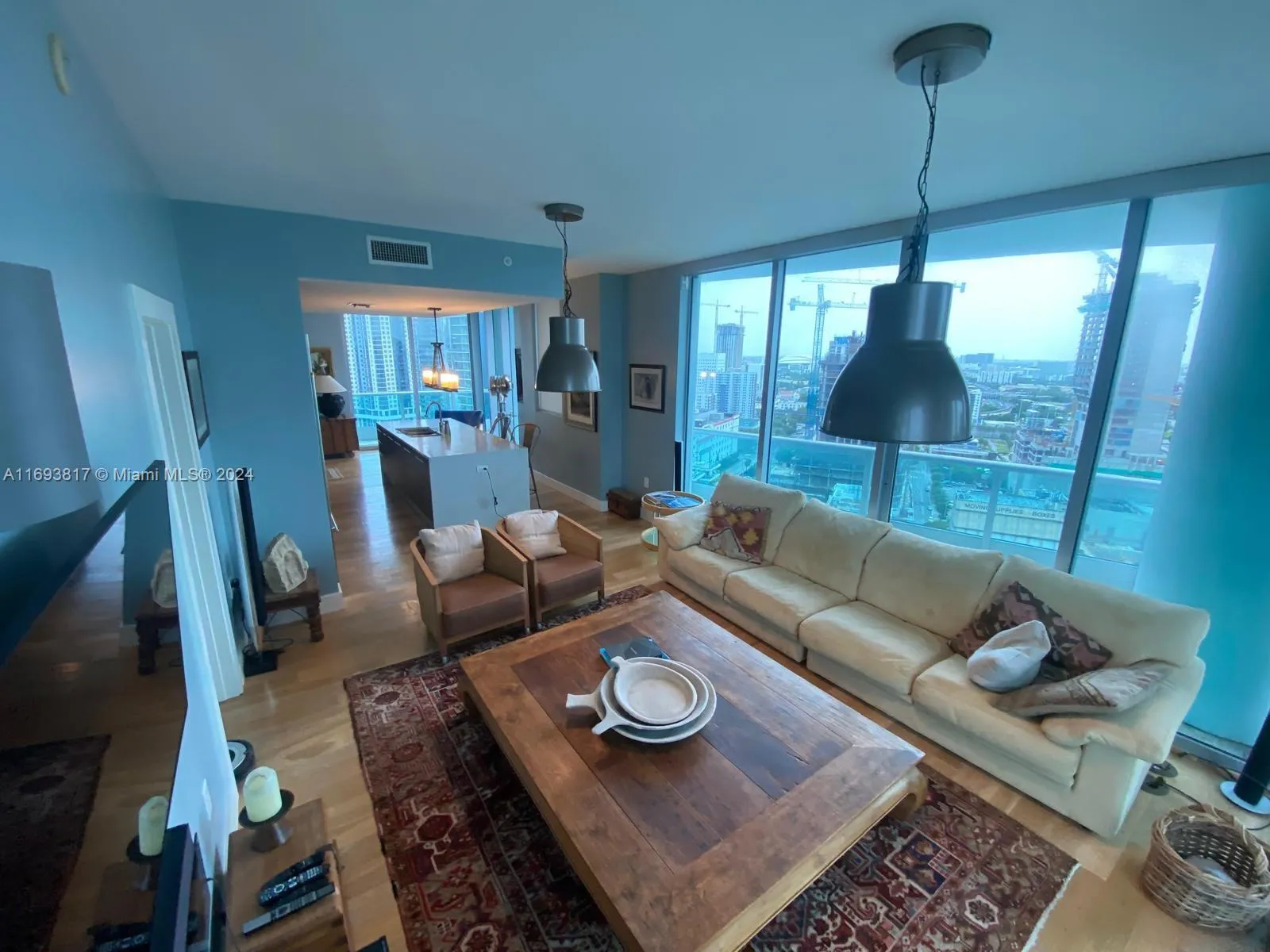 900 Biscayne Blvd # 2812, Miami FL 33132