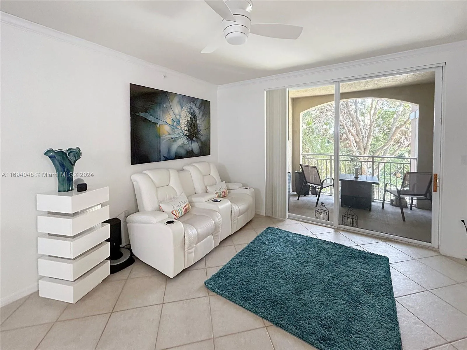 6533 Emerald Dunes Dr # 208, West Palm Beach FL 33411