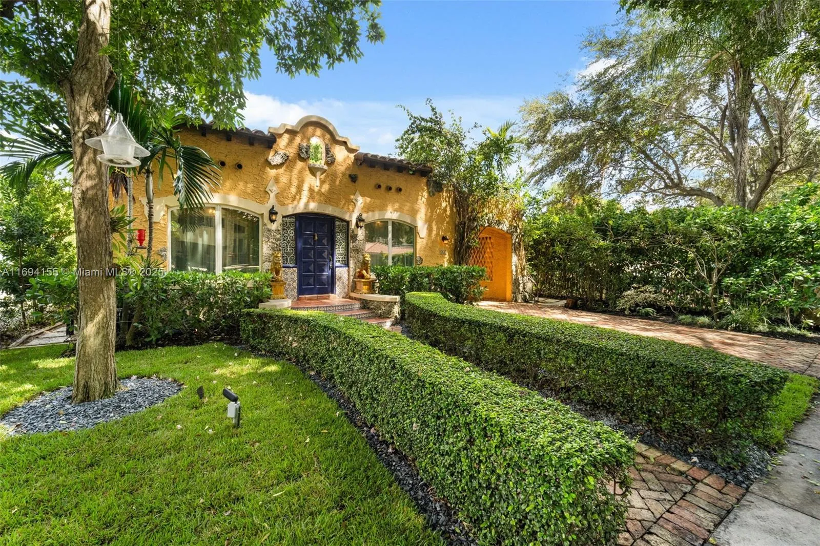 4 bedroom 3 bath for sale at 407 Navarre Ave, Coral Gables FL 33134