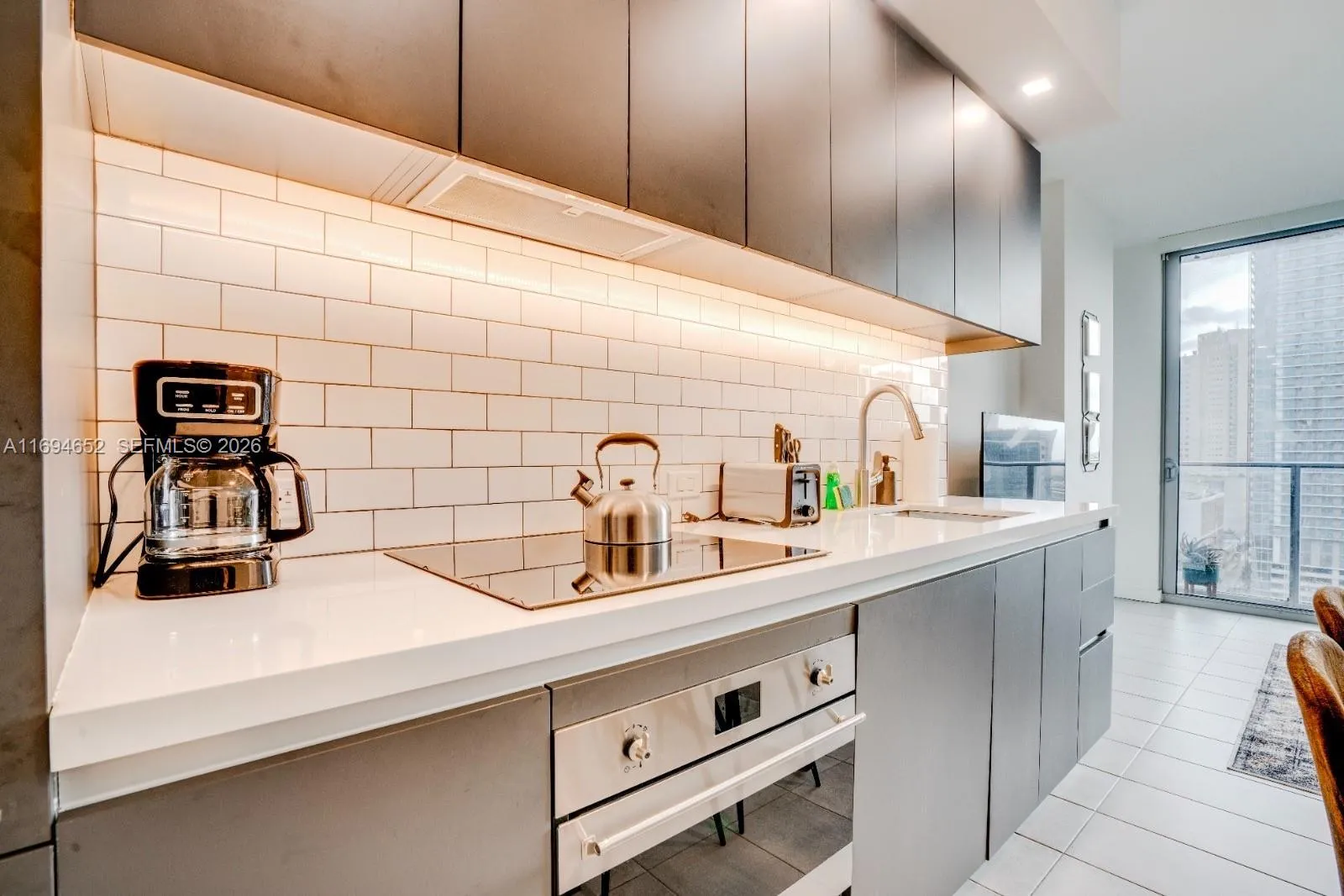 227 NE 2nd St # 1705, Miami FL 33132
