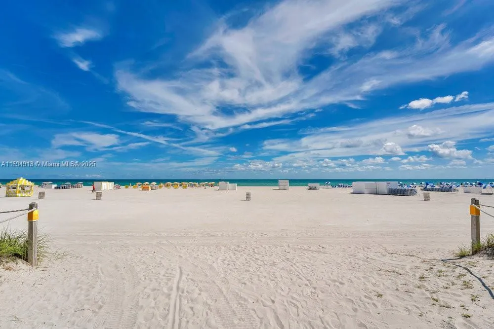 1621 Collins Ave # 403, Miami Beach FL 33139