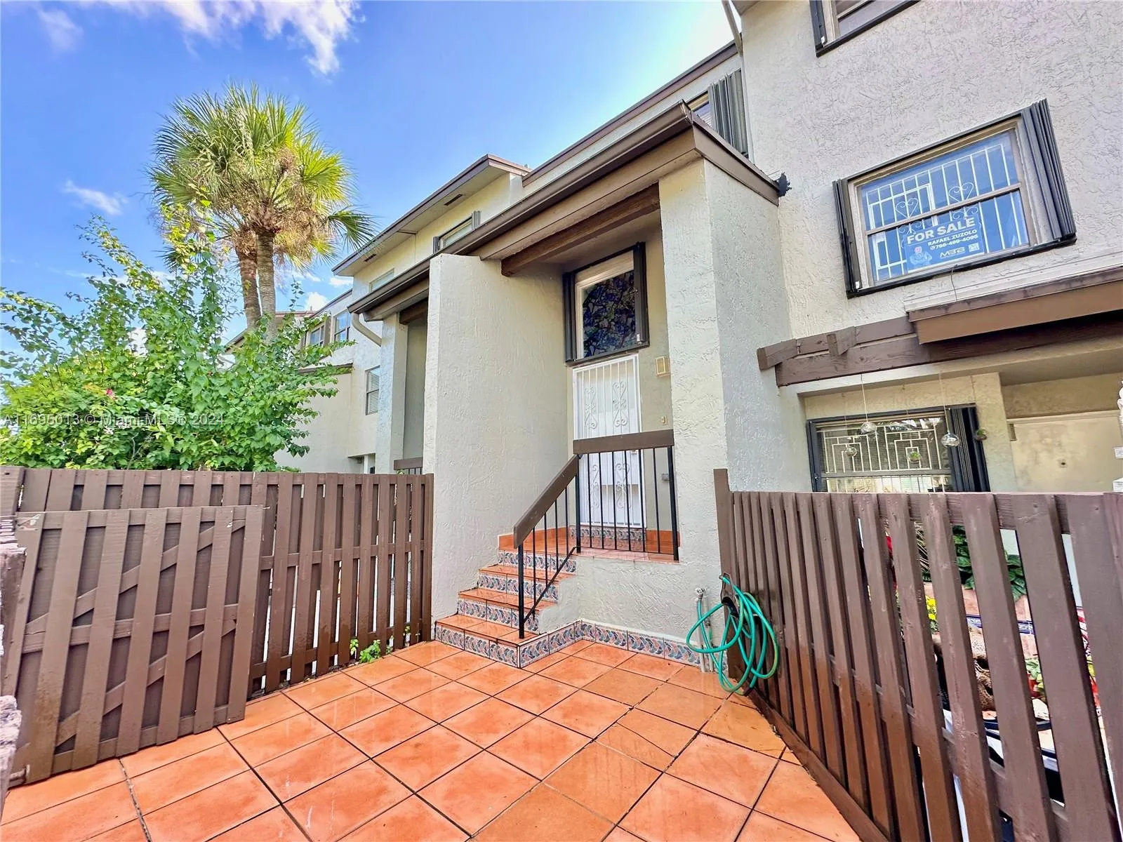 10000 NW 9th St Cir # 8, Miami FL 33172