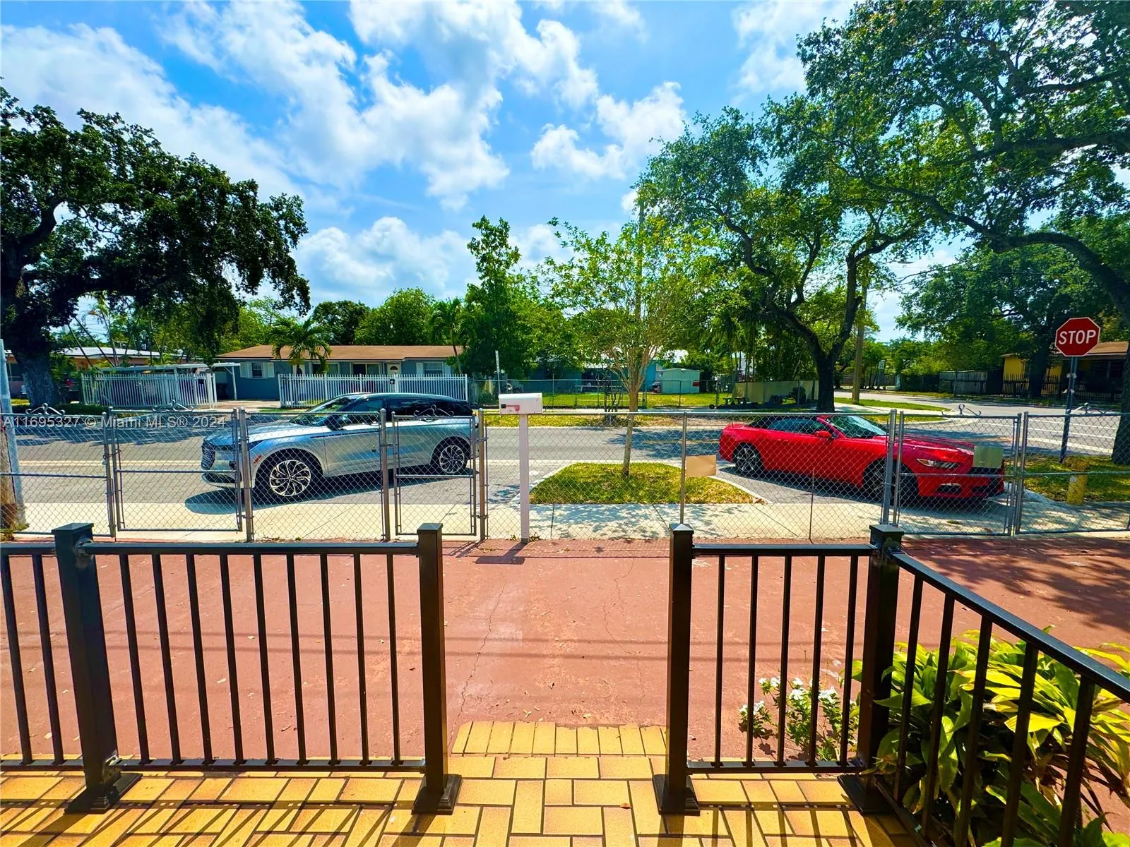 2810 NW 24th Ave, Miami FL 33142