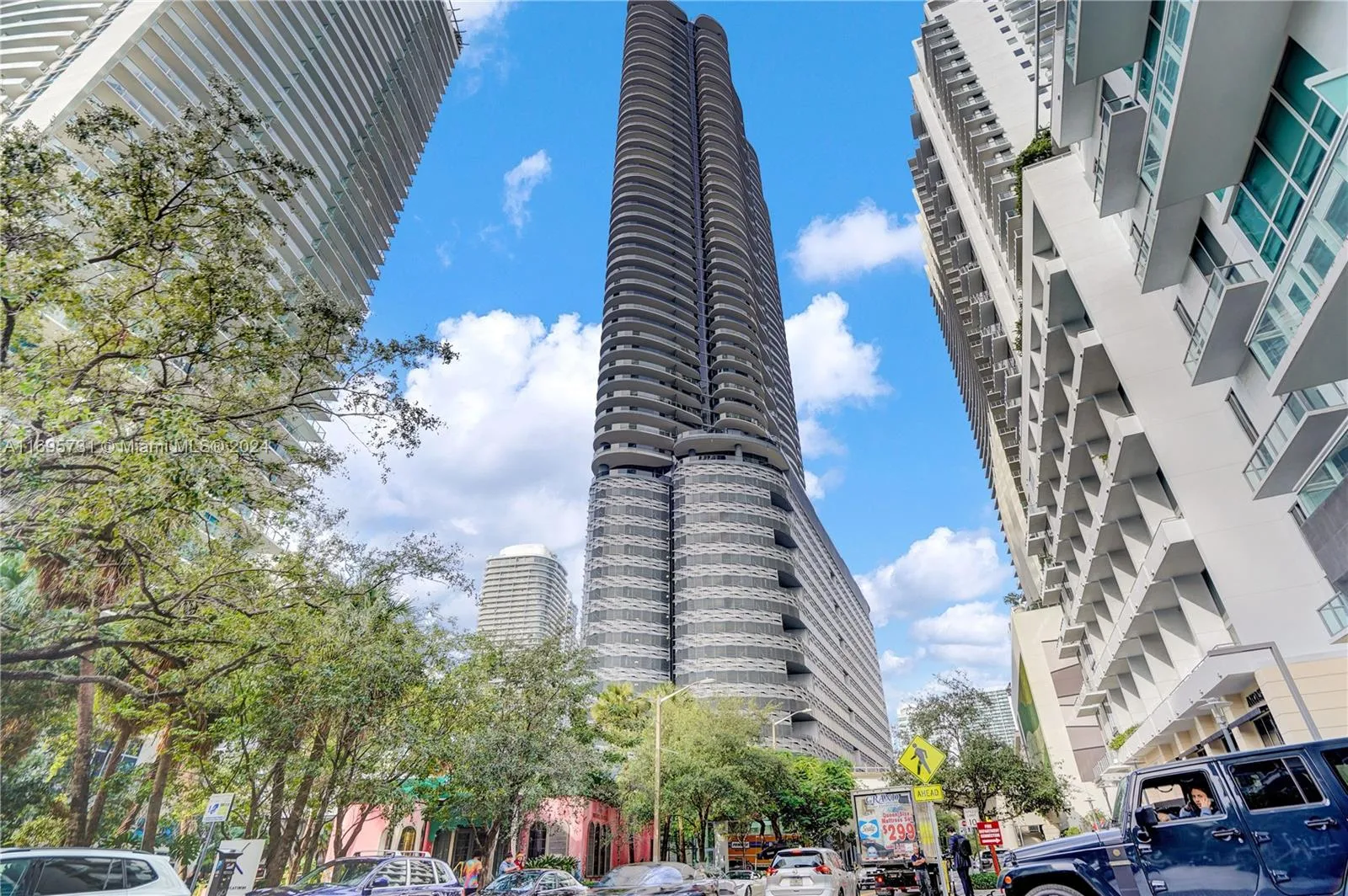 1000 Brickell Plaza # 3905, Miami FL 33131