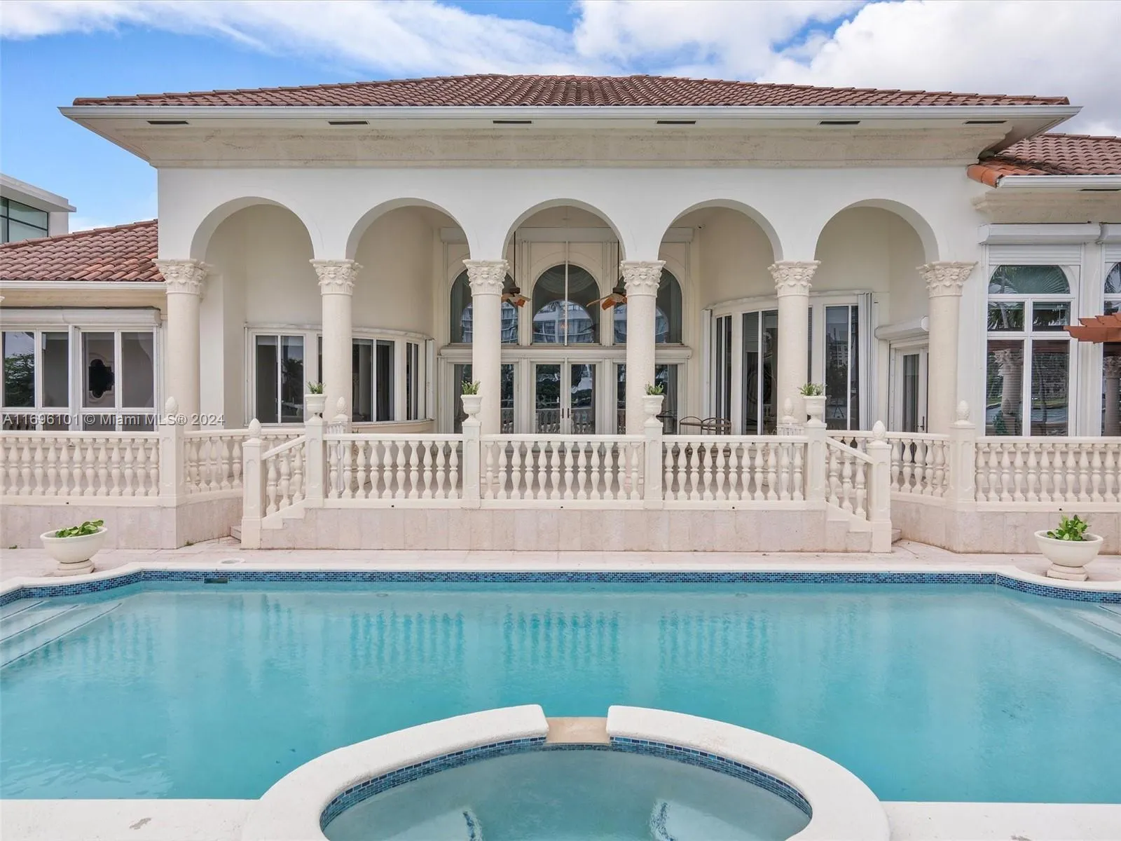 166 Bal Bay Dr, Bal Harbour FL 33154