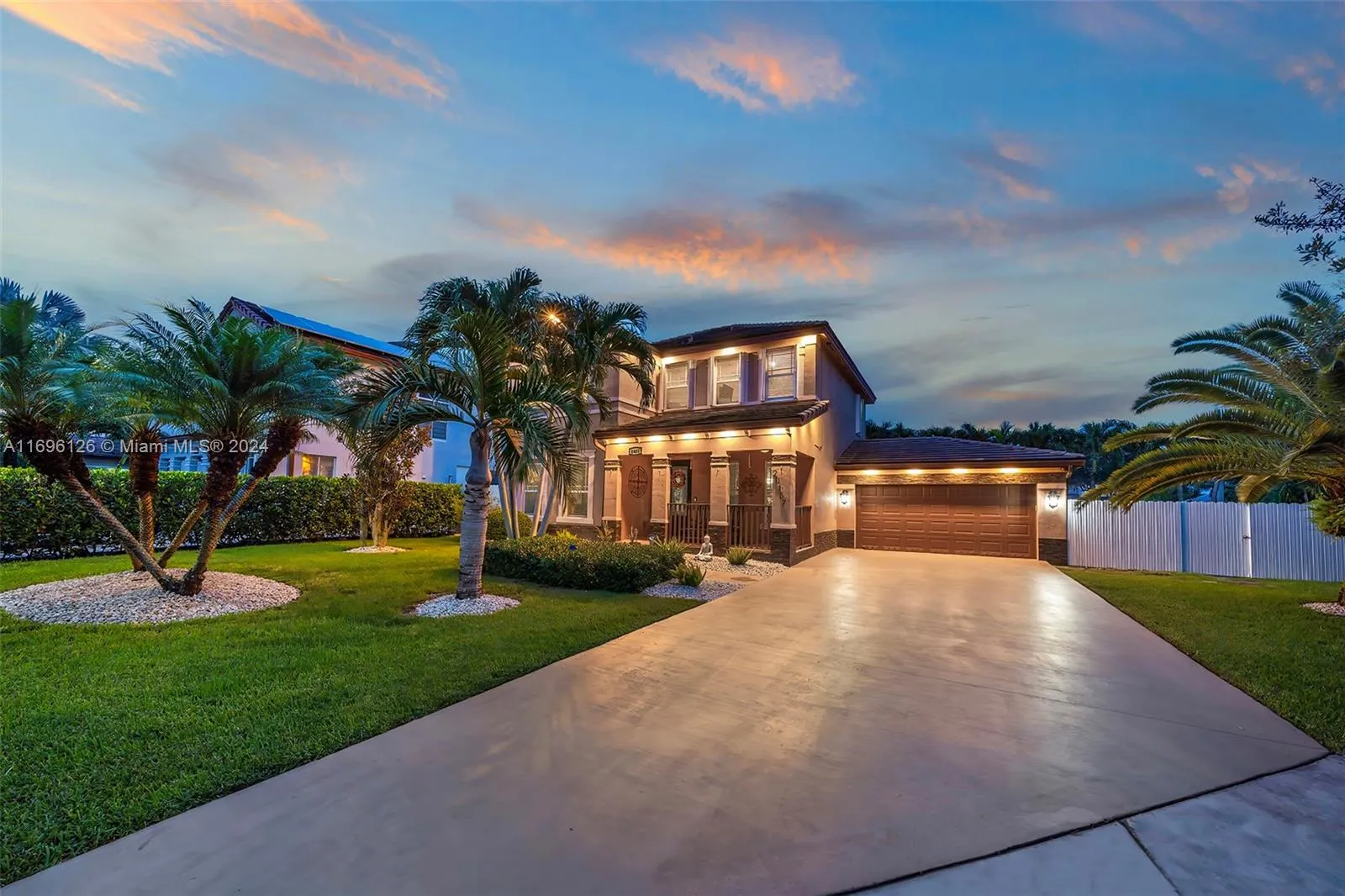 4 bedroom 2 bath for sale at 20157 SW 129th Ct, Miami FL 33177