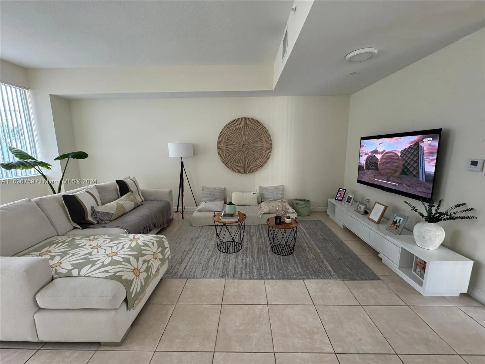 2146 Van Buren St # 406, Hollywood FL 33020