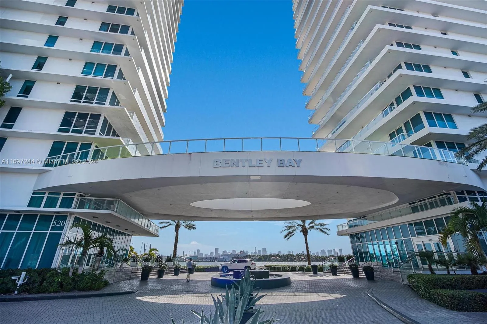540 West Ave # 914, Miami Beach FL 33139