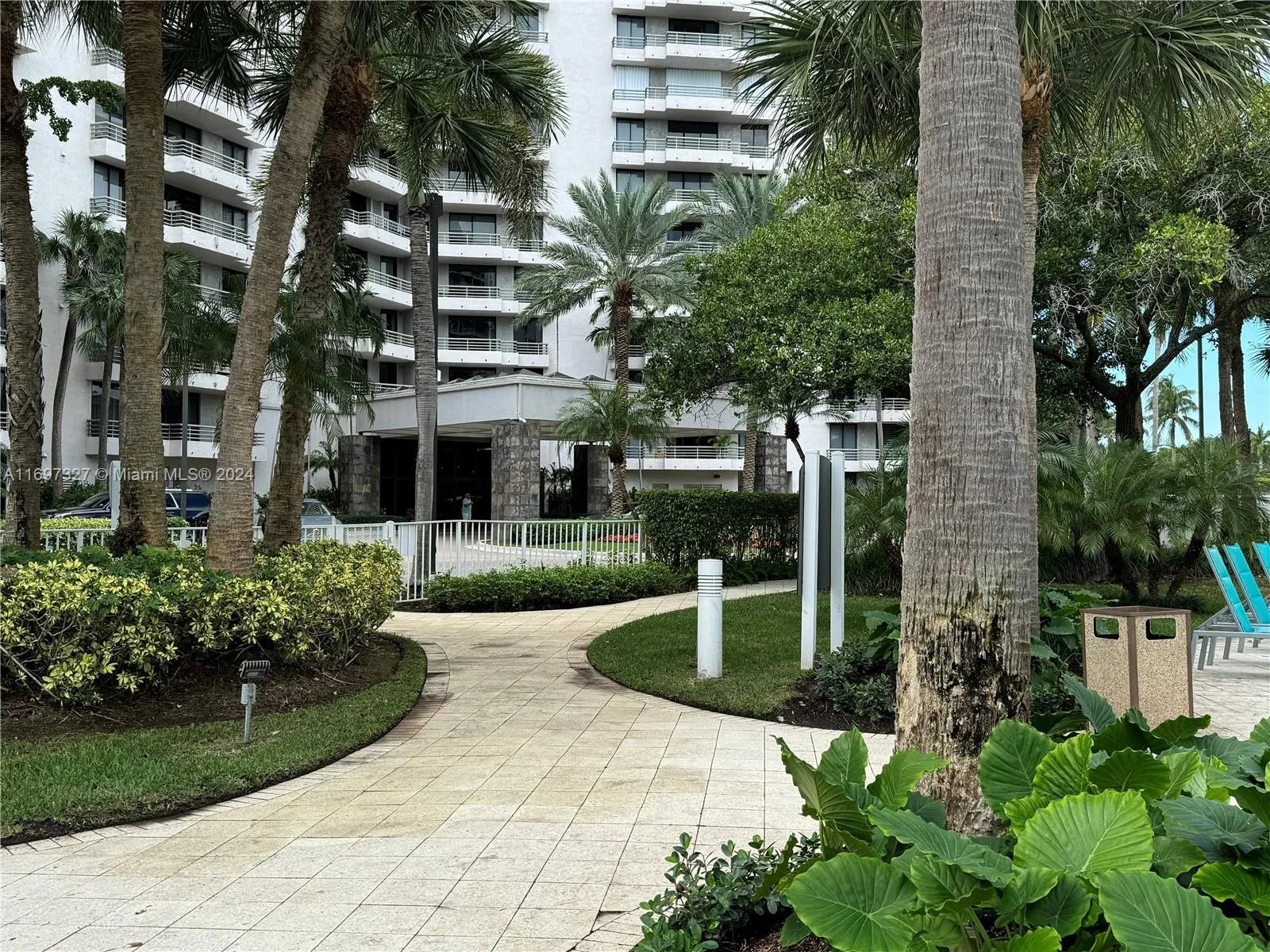 3300 NE 191st St, Aventura FL 33180