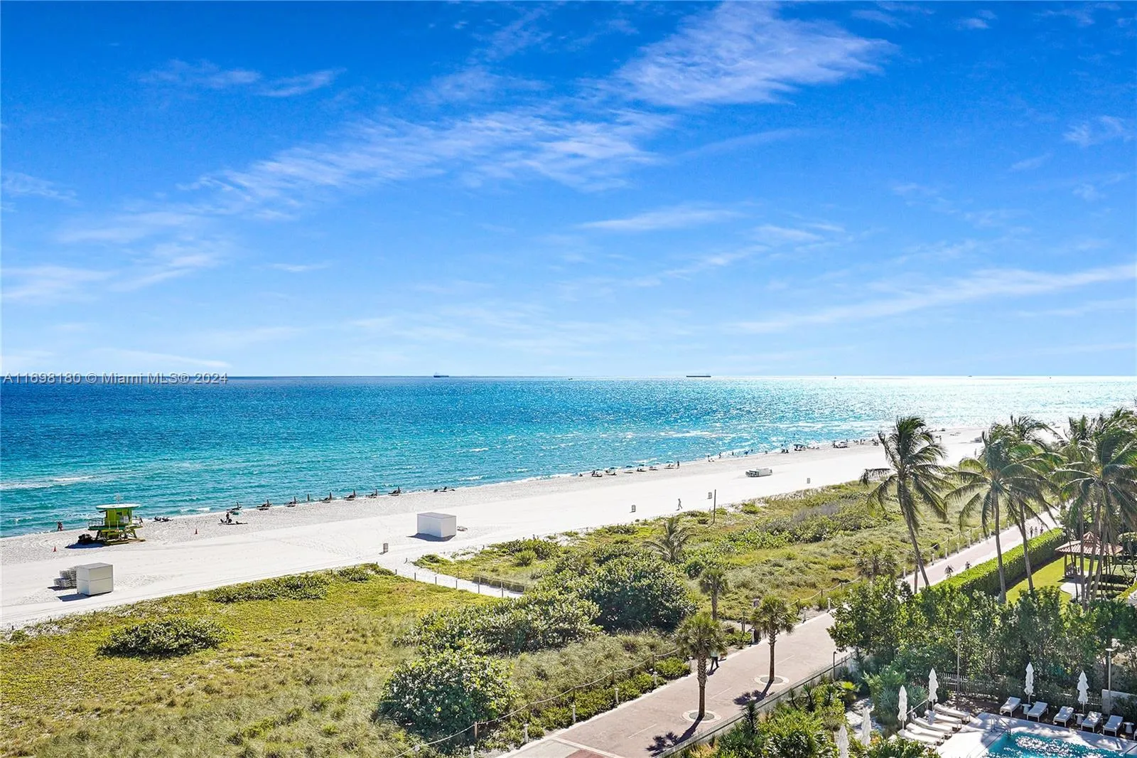 4 bedroom 5 bath for sale at 5801 Collins Ave # 800, Miami Beach FL 33140