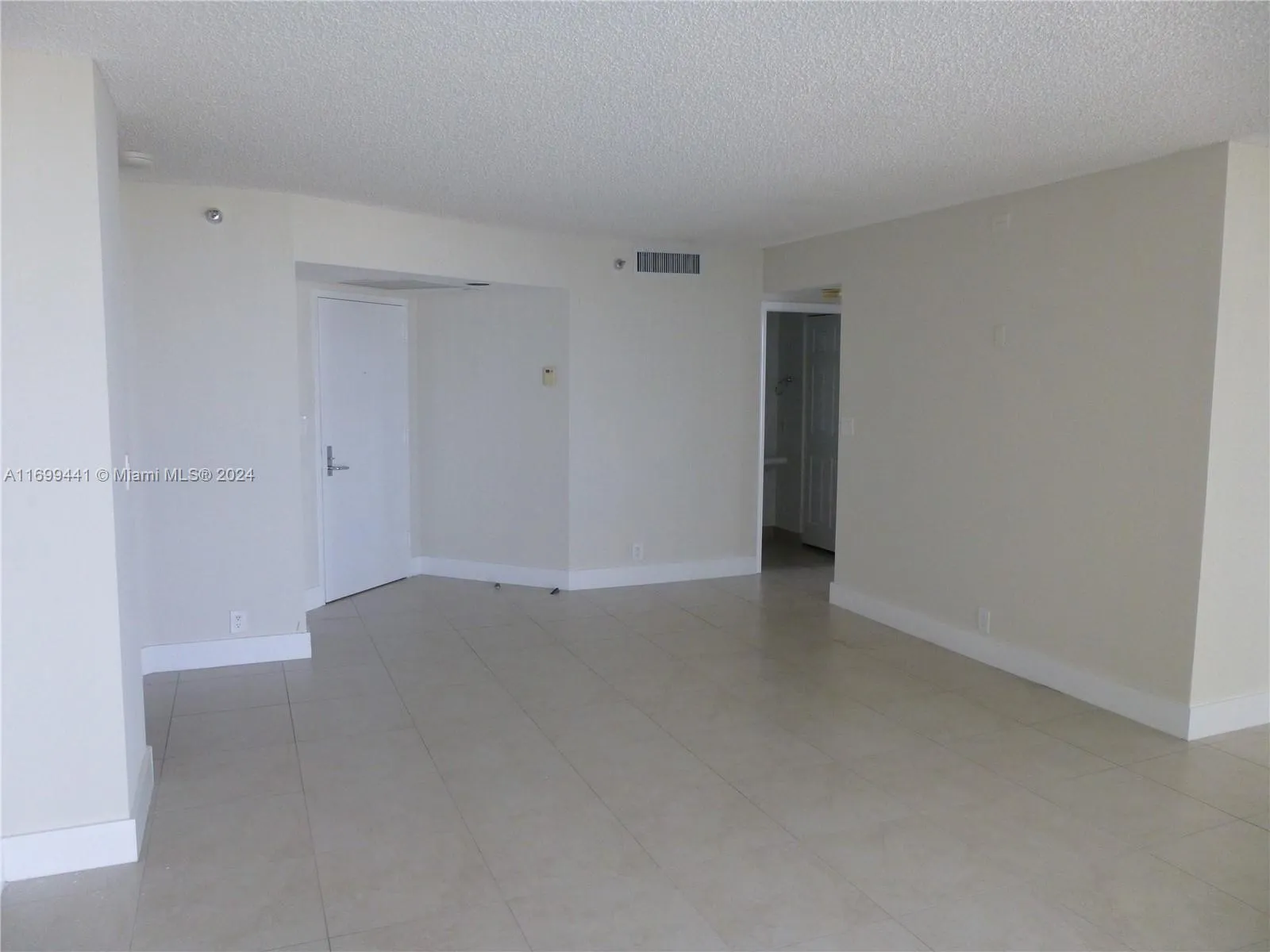 3530 Mystic Pointe Dr # 3106, Aventura FL 33180