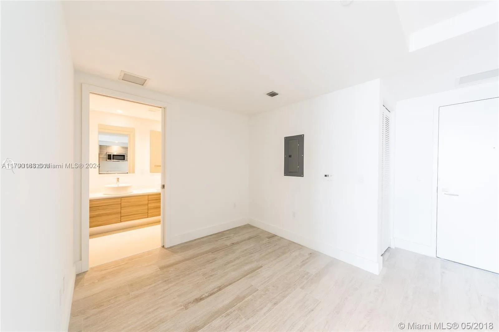 121 NE 34th St # 2703, Miami FL 33137