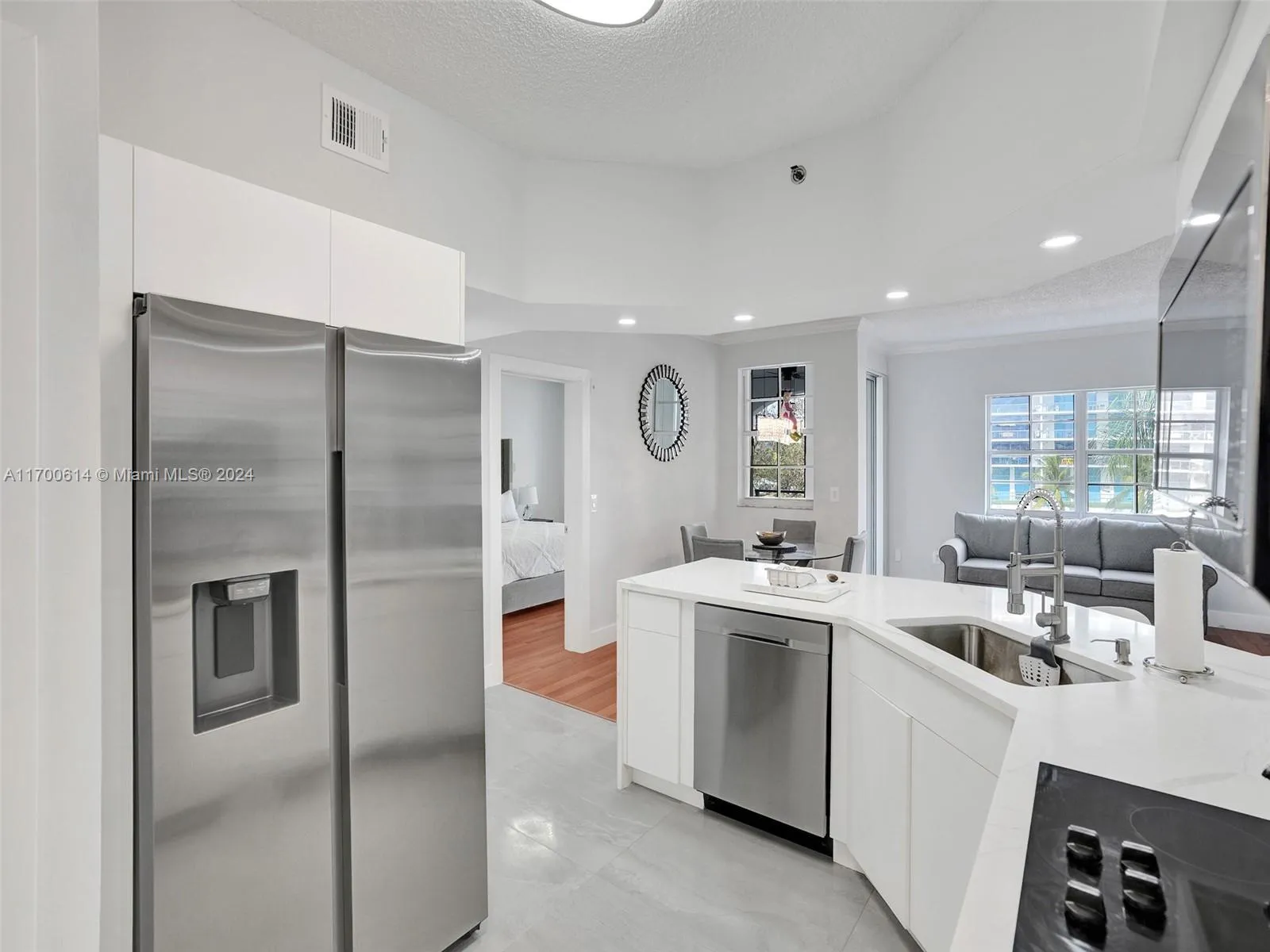 2 bedroom 2 bath for rent at 3245 NE 184th St # 13305, Aventura FL 33160