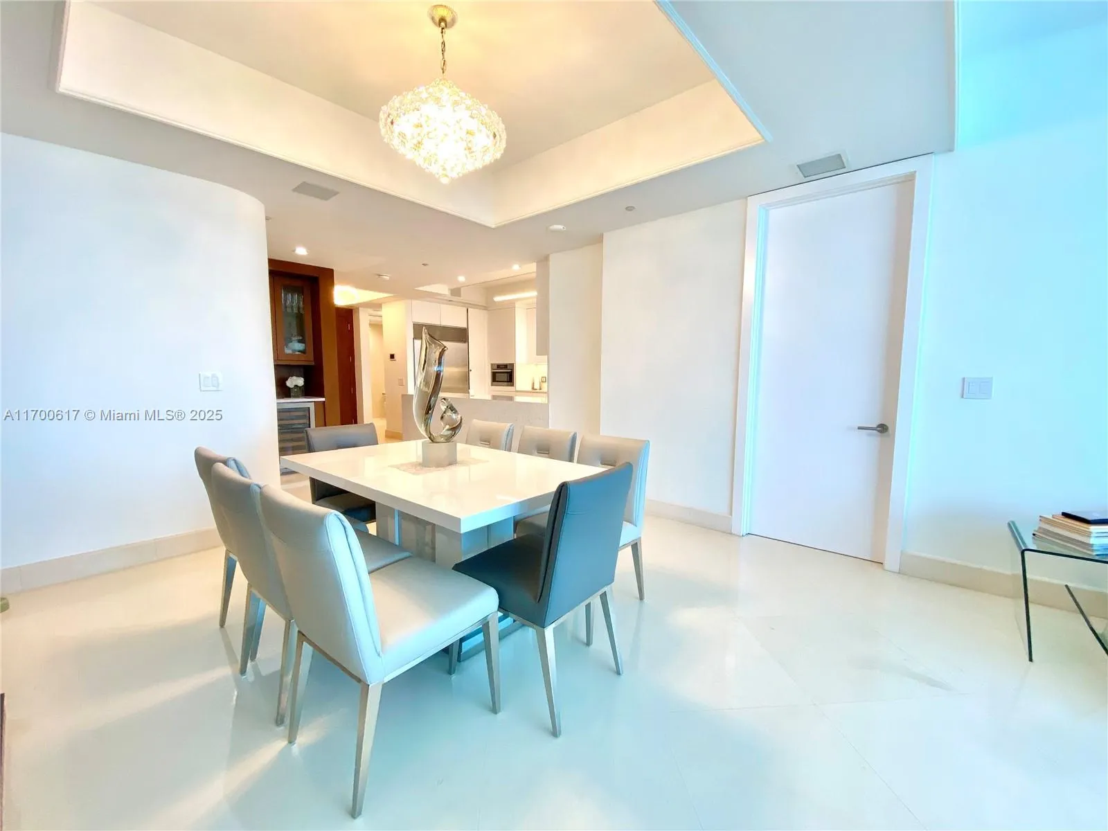 100 S Pointe Dr # 1207, Miami Beach FL 33139
