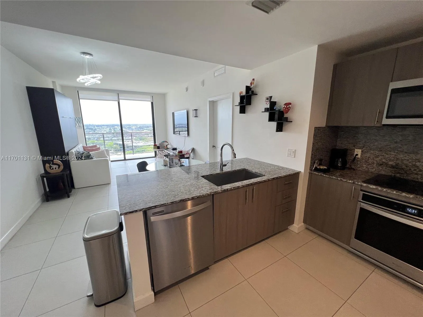 5350 NW 84th Ave # 1711, Doral FL 33166