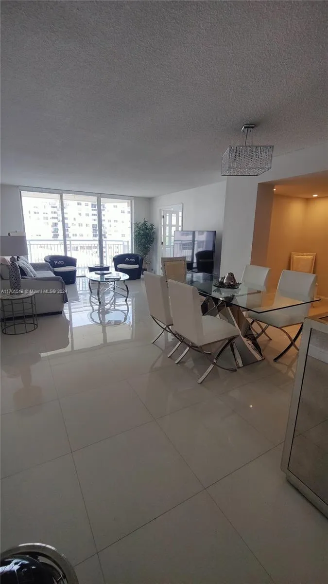 18061 Biscayne Blvd # 602, Aventura FL 33160