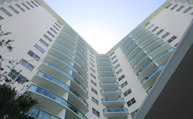 3801 S Ocean Dr # 8U, Hollywood FL 33019