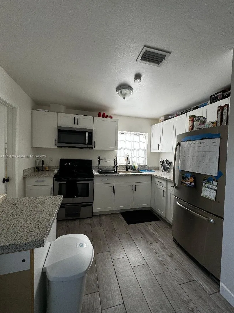 2849 NW 8th Ct, Fort Lauderdale FL 33311