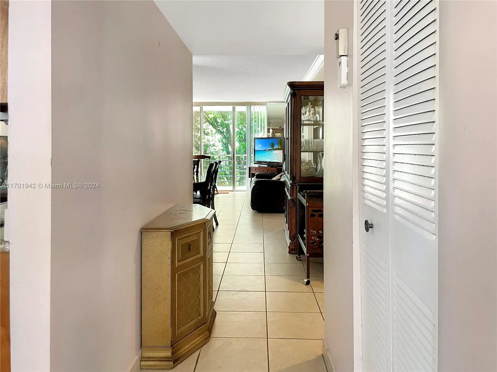 3000 NW 48th Ter # 327, Lauderdale Lakes FL 33313