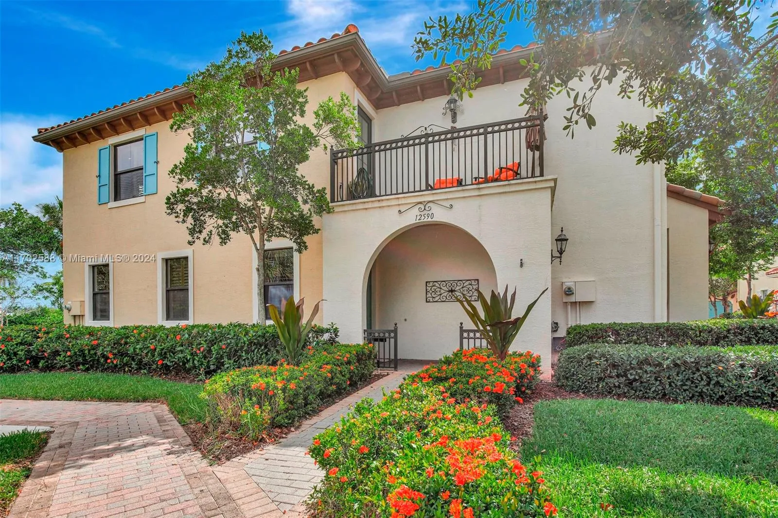 2 bedroom 2 bath for sale at 12590 NW 33rd Pl, Sunrise FL 33323