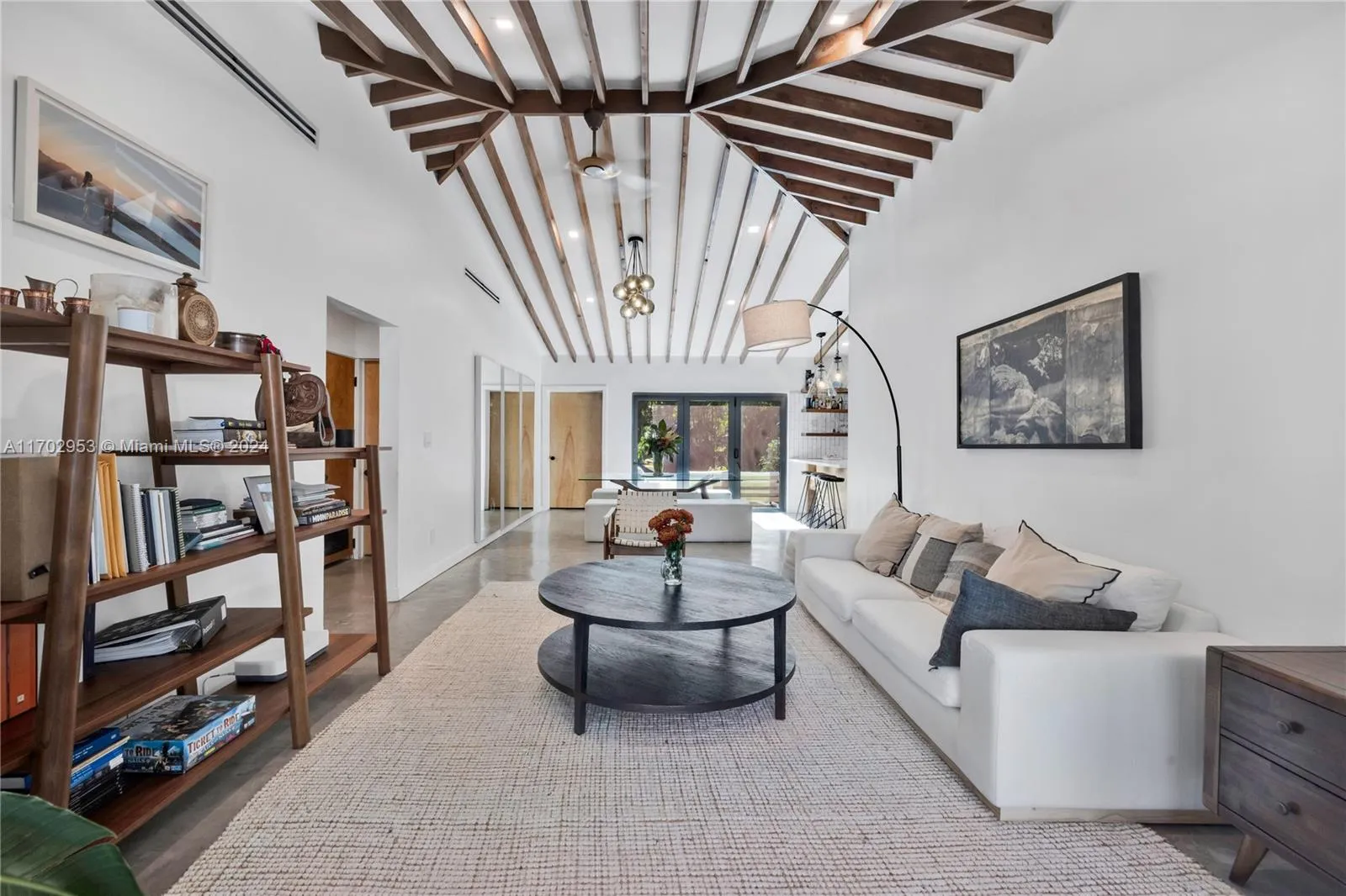 56 NE 46th St, Miami FL 33137