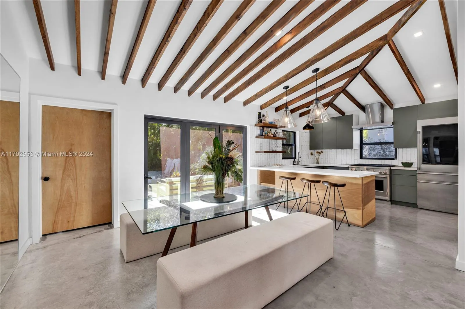 56 NE 46th St, Miami FL 33137