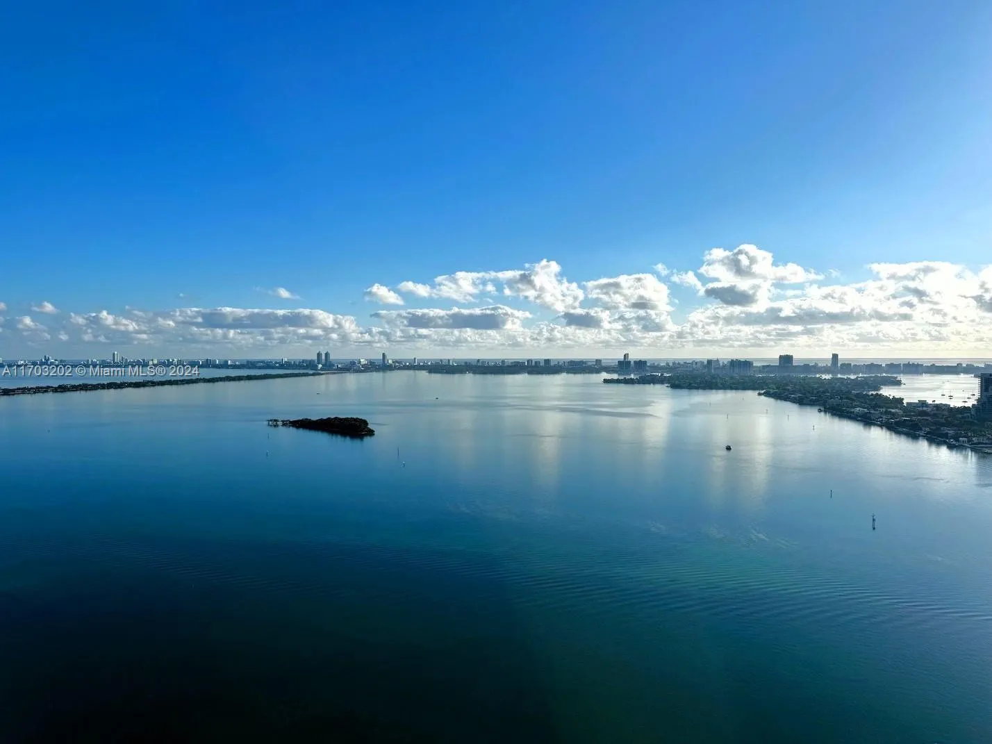 1800 N Bayshore Dr # 3807, Miami FL 33132