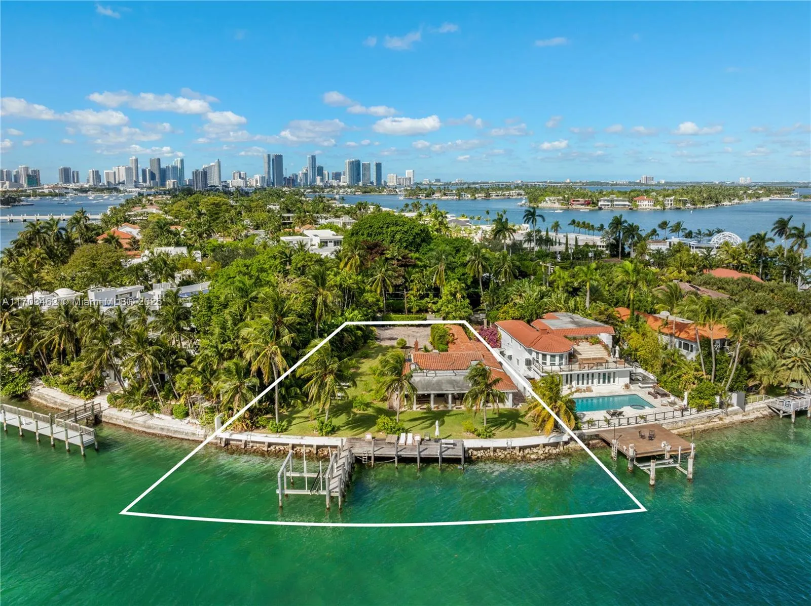 6 S Hibiscus Dr, Miami Beach FL 33139