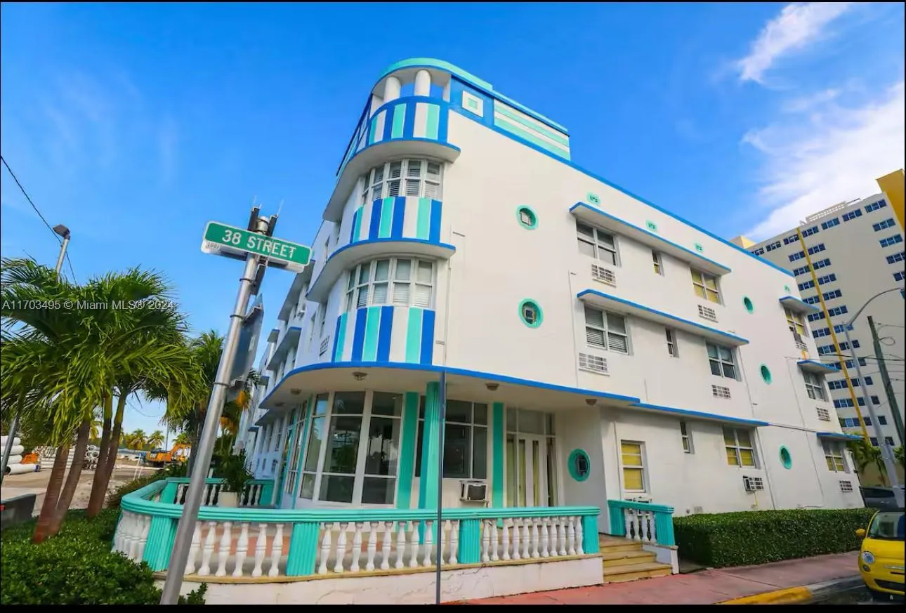 3 bedroom 3 bath for sale at 3801 Indian Creek Dr # 106, Miami Beach FL 33140