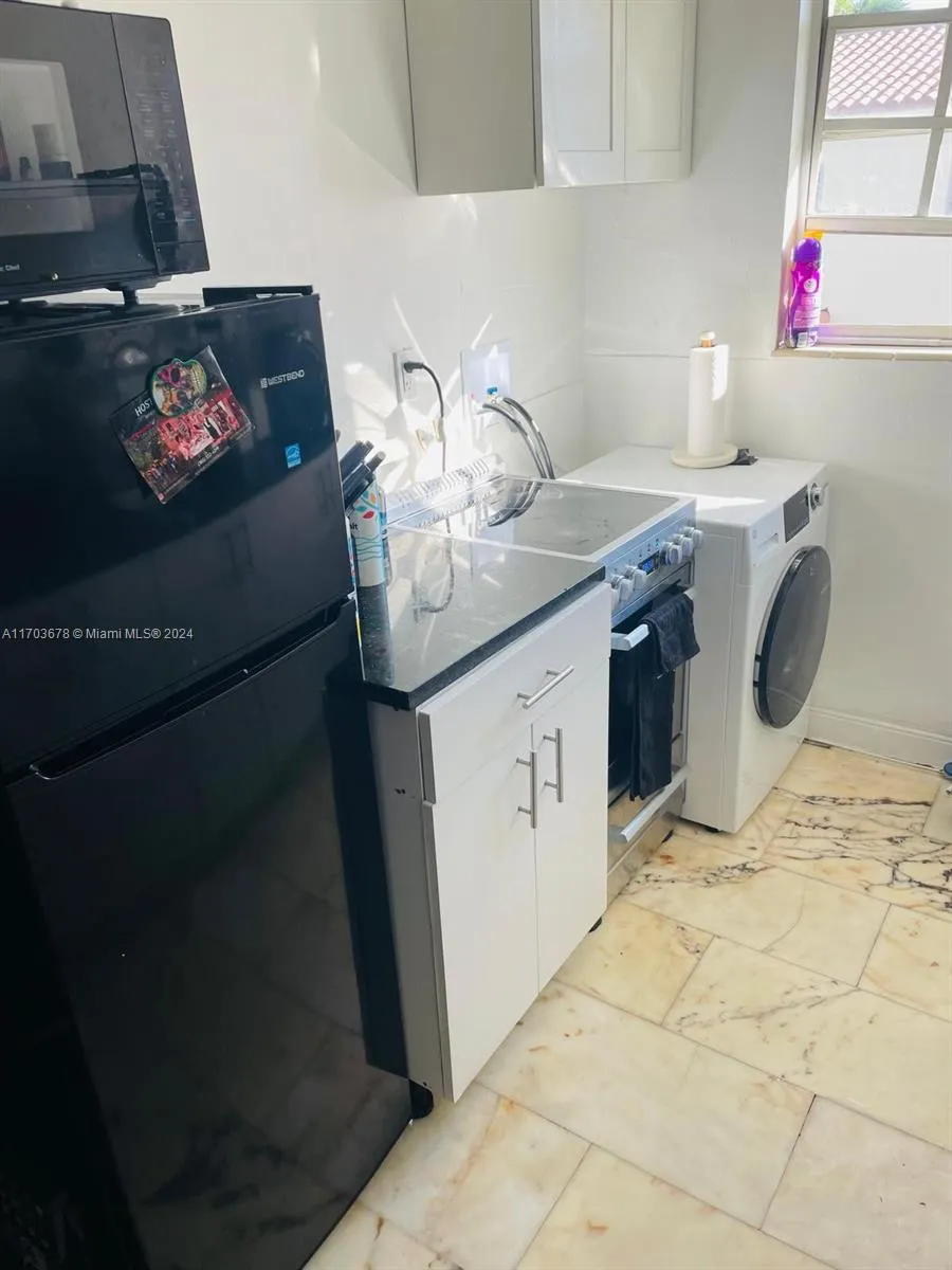 1526 Pennsylvania Ave # 14, Miami Beach FL 33139